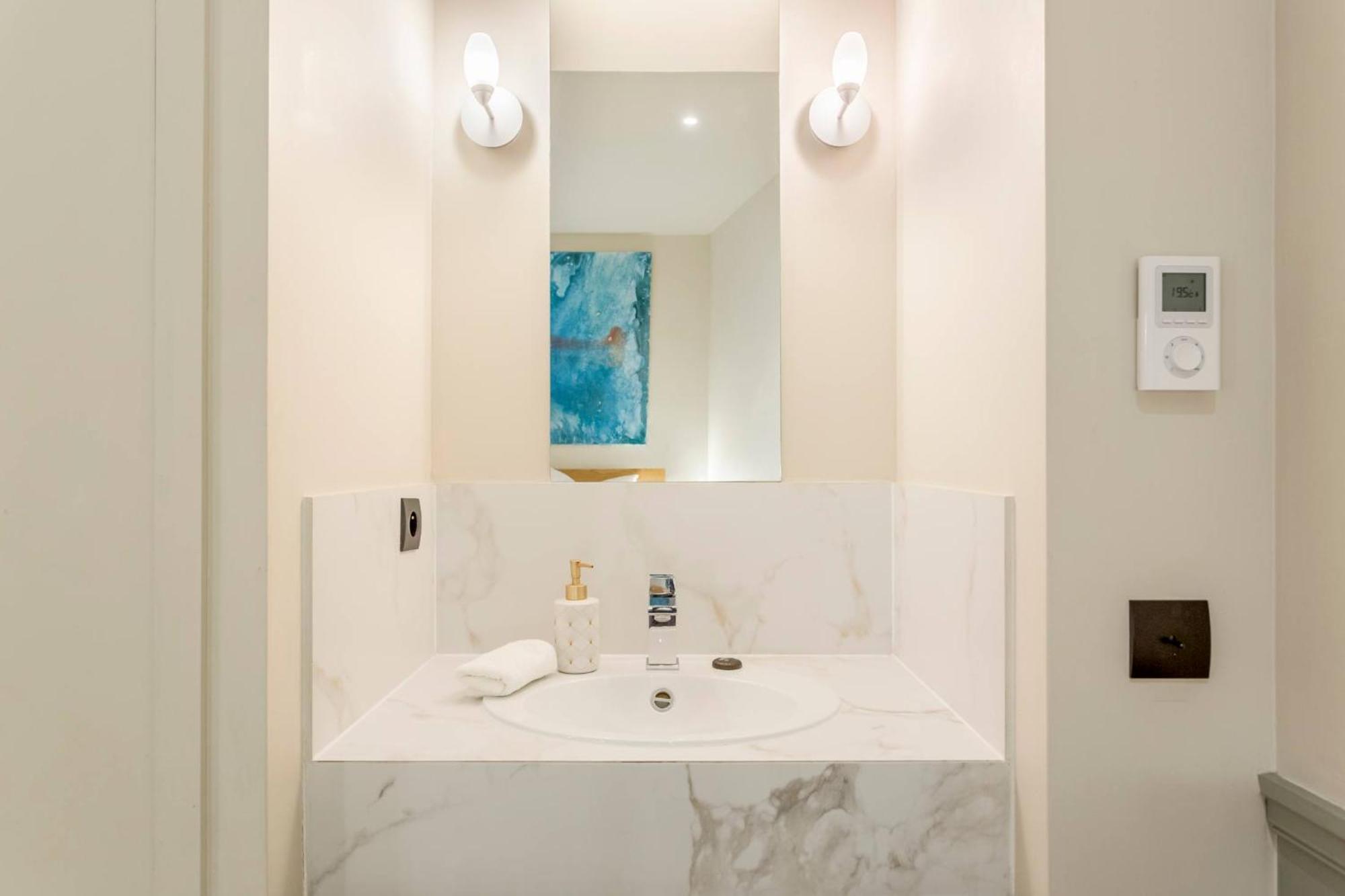 Place Des Vosges With Air Conditioning Apartment *